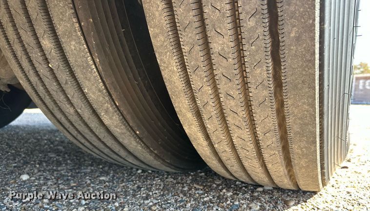 image for item DD3226 2005 Blue Bird school bus