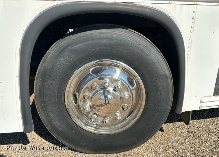 image for item DD3226 2005 Blue Bird school bus