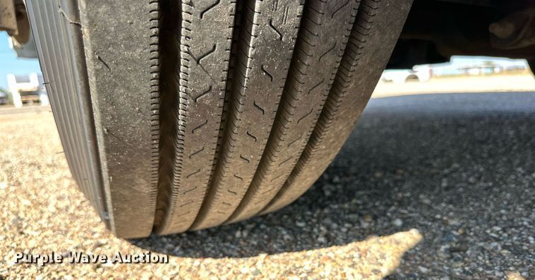 image for item DD3226 2005 Blue Bird school bus