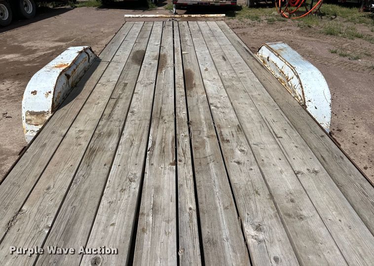 image for item DG4499 2007 DCT utility trailer