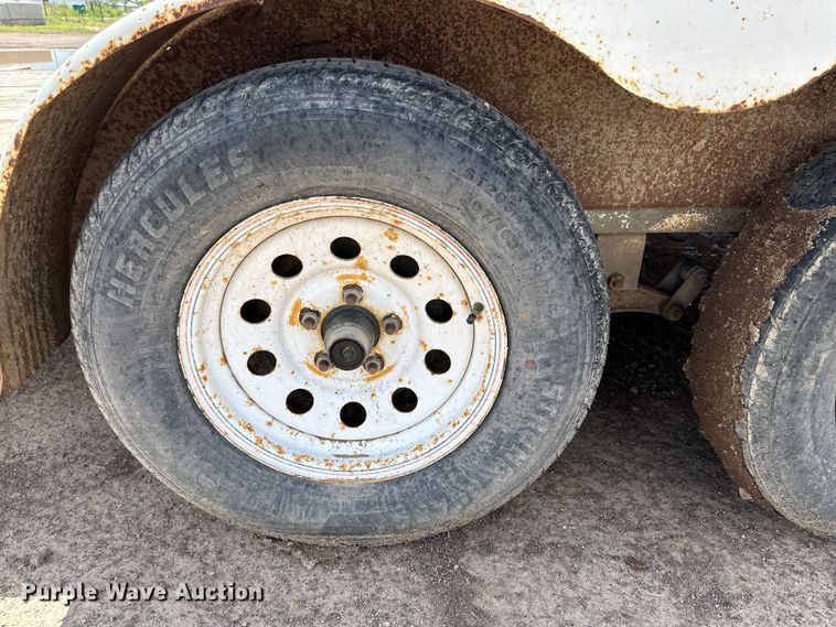 image for item DG4499 2007 DCT utility trailer