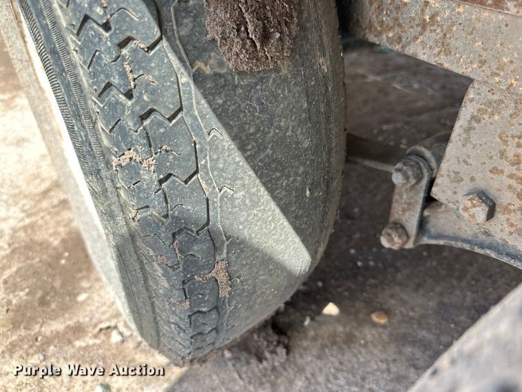 image for item DG4499 2007 DCT utility trailer