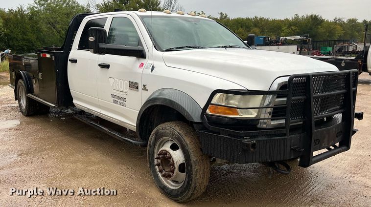 image for item DO2494 2011 Dodge Ram 5500HD Crew Cab flatbed truck