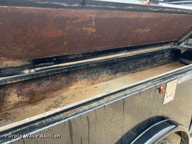 image for item DO2494 2011 Dodge Ram 5500HD Crew Cab flatbed truck