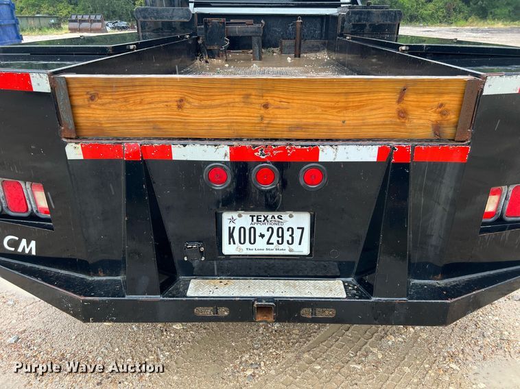 image for item DO2494 2011 Dodge Ram 5500HD Crew Cab flatbed truck