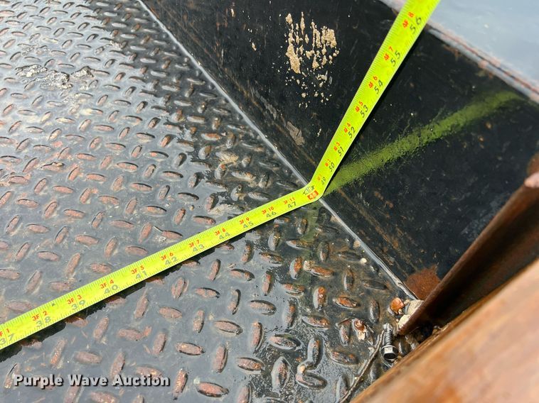 image for item DO2494 2011 Dodge Ram 5500HD Crew Cab flatbed truck