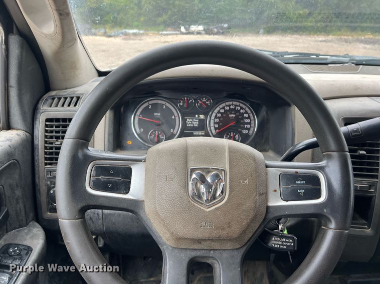 image for item DO2494 2011 Dodge Ram 5500HD Crew Cab flatbed truck