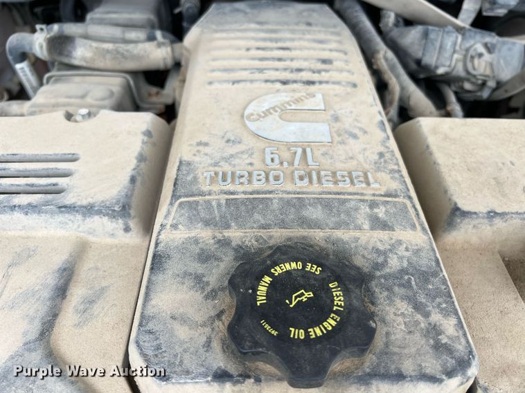 image for item DO2494 2011 Dodge Ram 5500HD Crew Cab flatbed truck