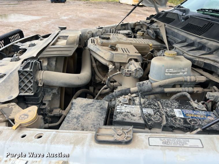 image for item DO2494 2011 Dodge Ram 5500HD Crew Cab flatbed truck