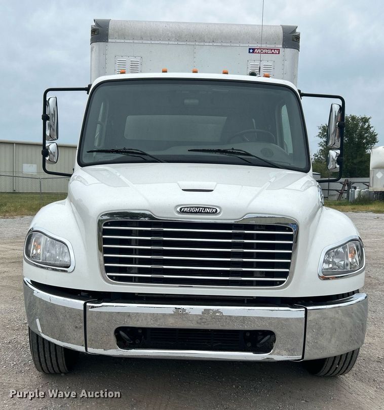 image for item DO7457 2021 Freightliner M2 106 box truck