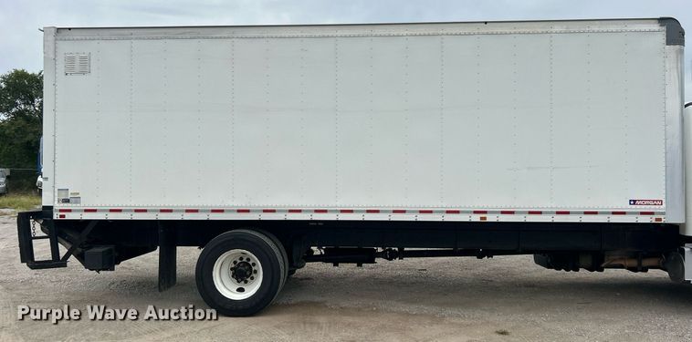 image for item DO7457 2021 Freightliner M2 106 box truck