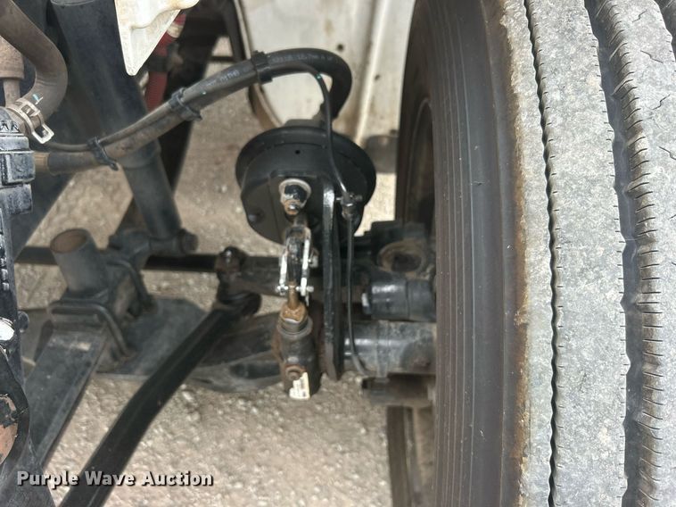 image for item DO7457 2021 Freightliner M2 106 box truck