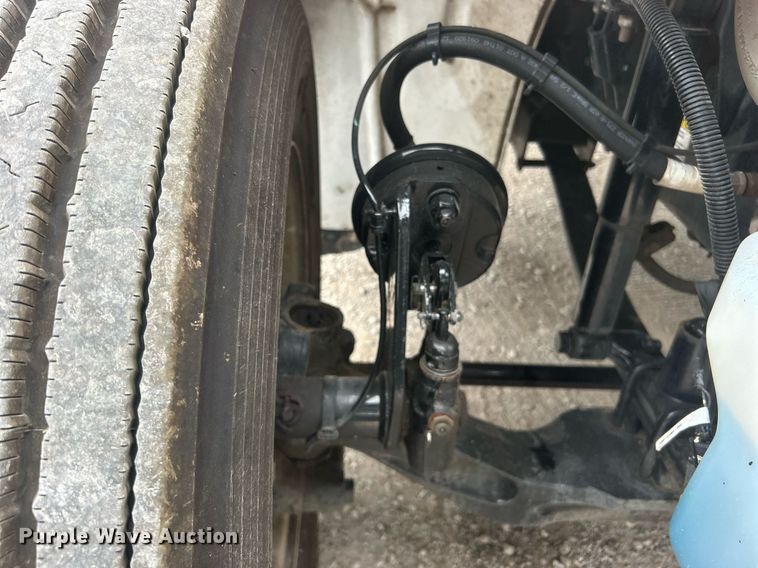 image for item DO7457 2021 Freightliner M2 106 box truck