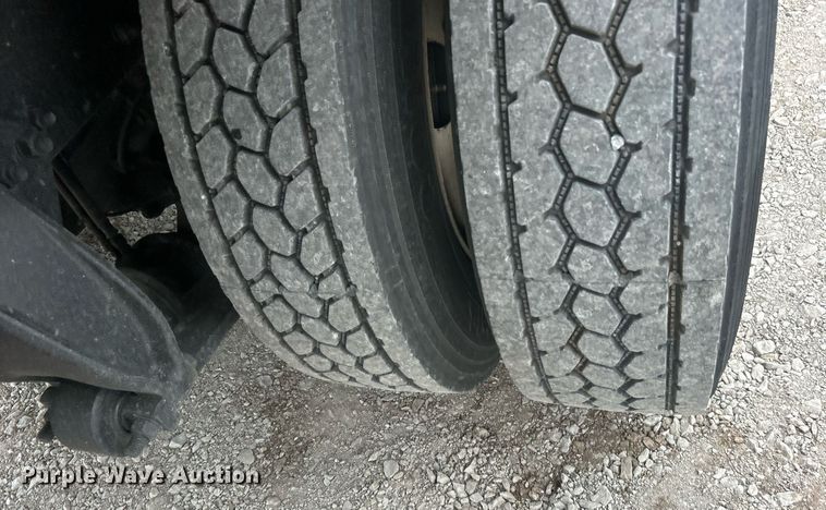 image for item DO7457 2021 Freightliner M2 106 box truck