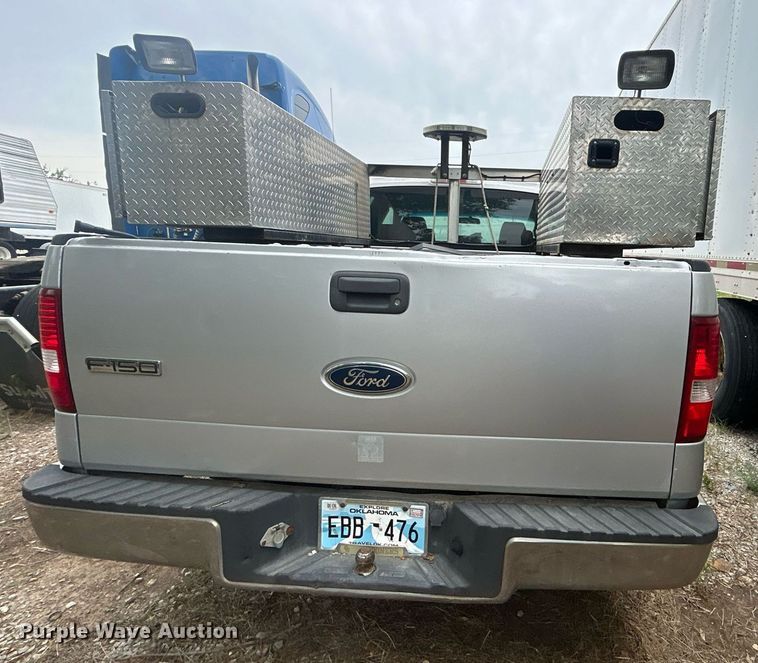 image for item DO7459 2004 Ford F150 SuperCab pickup truck