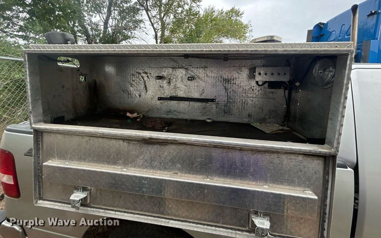 image for item DO7459 2004 Ford F150 SuperCab pickup truck