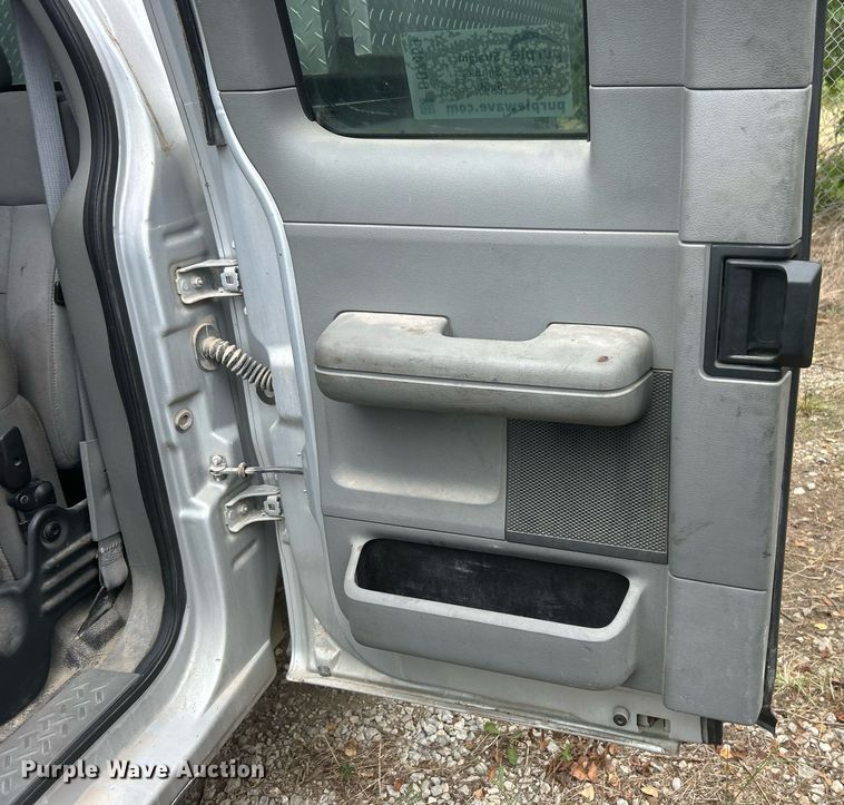 image for item DO7459 2004 Ford F150 SuperCab pickup truck