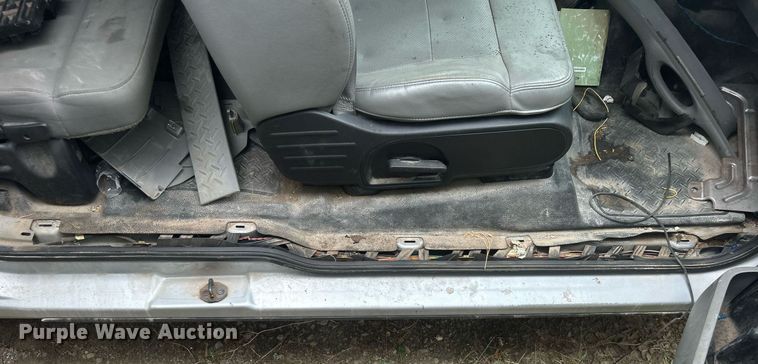 image for item DO7459 2004 Ford F150 SuperCab pickup truck