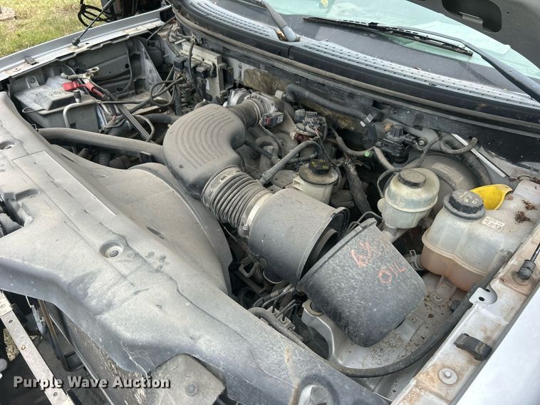 image for item DO7459 2004 Ford F150 SuperCab pickup truck