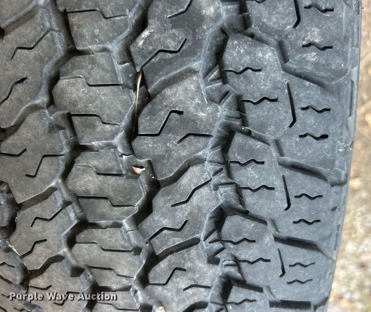 image for item DO7459 2004 Ford F150 SuperCab pickup truck