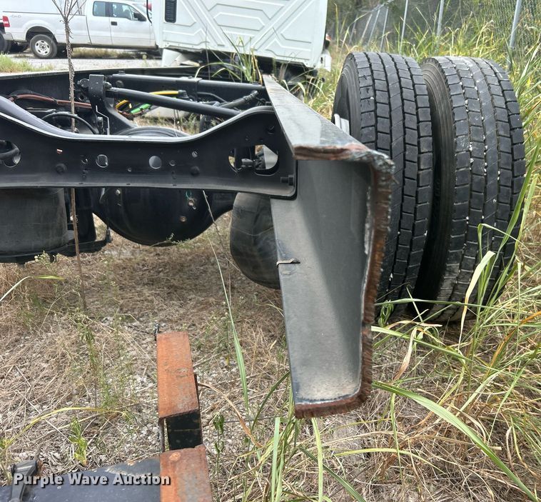 image for item DO7462 2022 International  MV607 truck cab and chassis