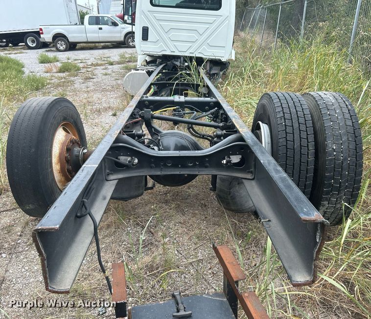 image for item DO7462 2022 International  MV607 truck cab and chassis