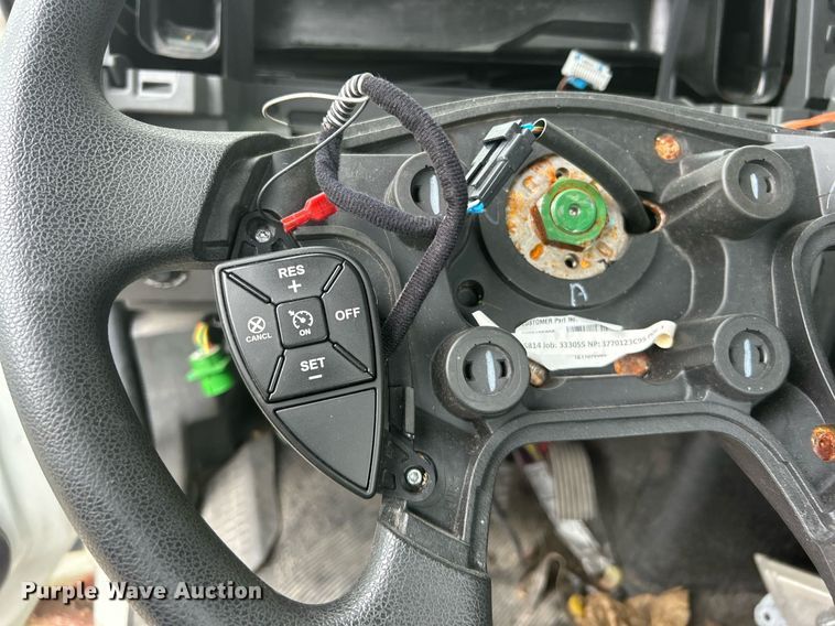 image for item DO7462 2022 International  MV607 truck cab and chassis