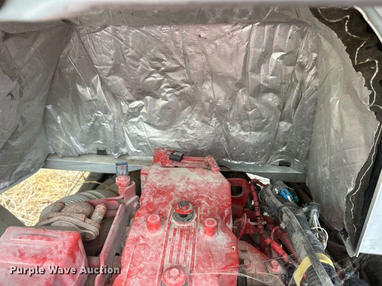 image for item DO7462 2022 International  MV607 truck cab and chassis