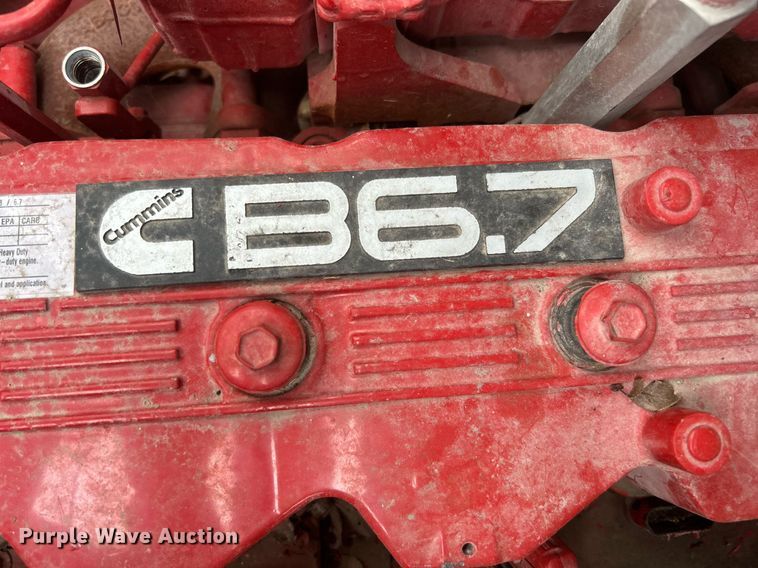 image for item DO7462 2022 International  MV607 truck cab and chassis