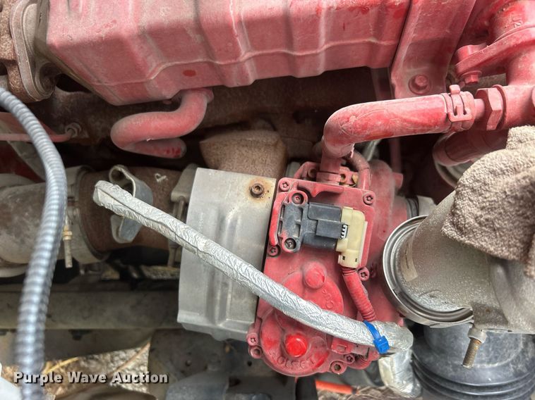 image for item DO7462 2022 International  MV607 truck cab and chassis