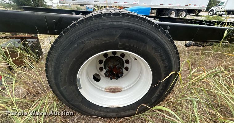 image for item DO7462 2022 International  MV607 truck cab and chassis