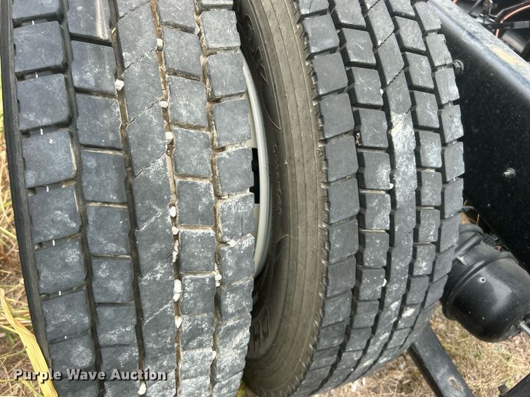 image for item DO7462 2022 International  MV607 truck cab and chassis