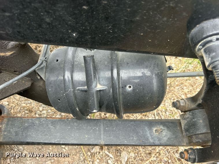 image for item DO7462 2022 International  MV607 truck cab and chassis