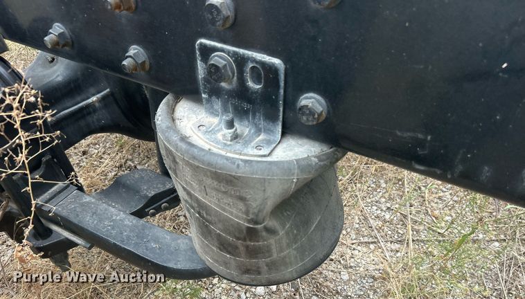 image for item DO7462 2022 International  MV607 truck cab and chassis