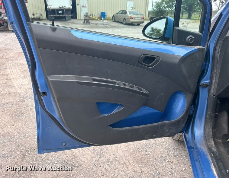 image for item DO7463 2014 Chevrolet  Spark 