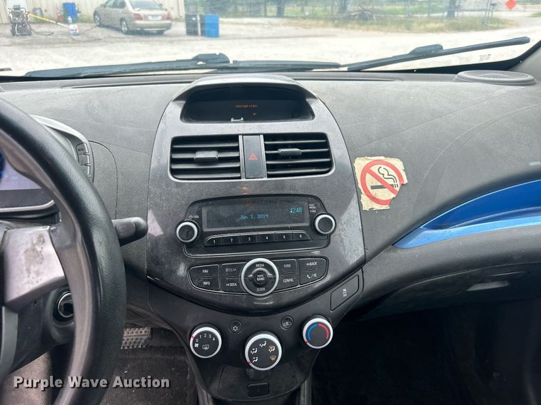 image for item DO7463 2014 Chevrolet  Spark 