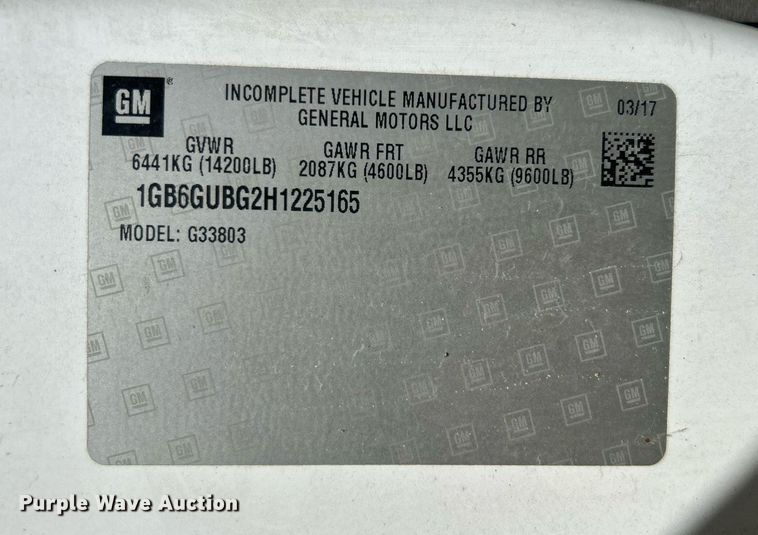 image for item DO7472 2017 Chevrolet Express G4500 shuttle bus