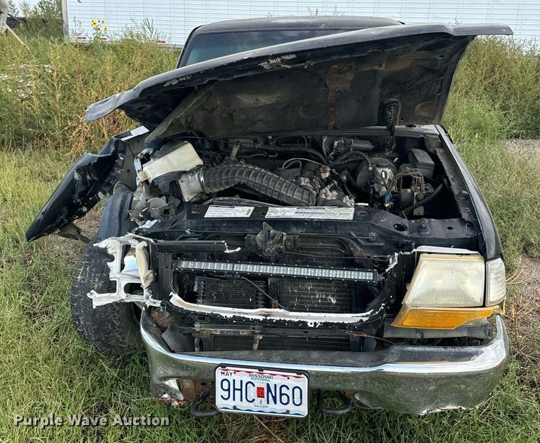 image for item DQ4381 2000 Ford Ranger XLT SuperCab pickup truck