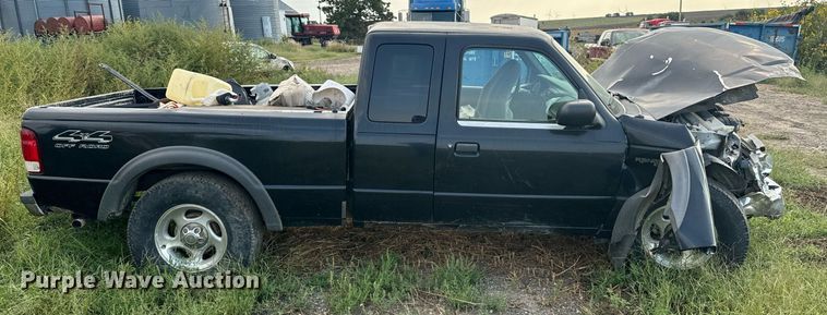 image for item DQ4381 2000 Ford Ranger XLT SuperCab pickup truck