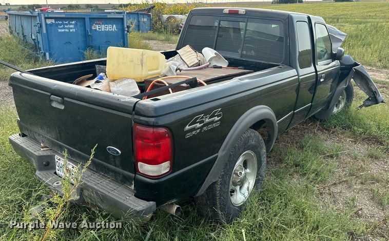 image for item DQ4381 2000 Ford Ranger XLT SuperCab pickup truck