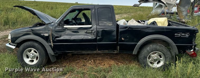 image for item DQ4381 2000 Ford Ranger XLT SuperCab pickup truck
