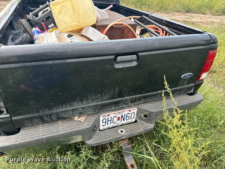 image for item DQ4381 2000 Ford Ranger XLT SuperCab pickup truck