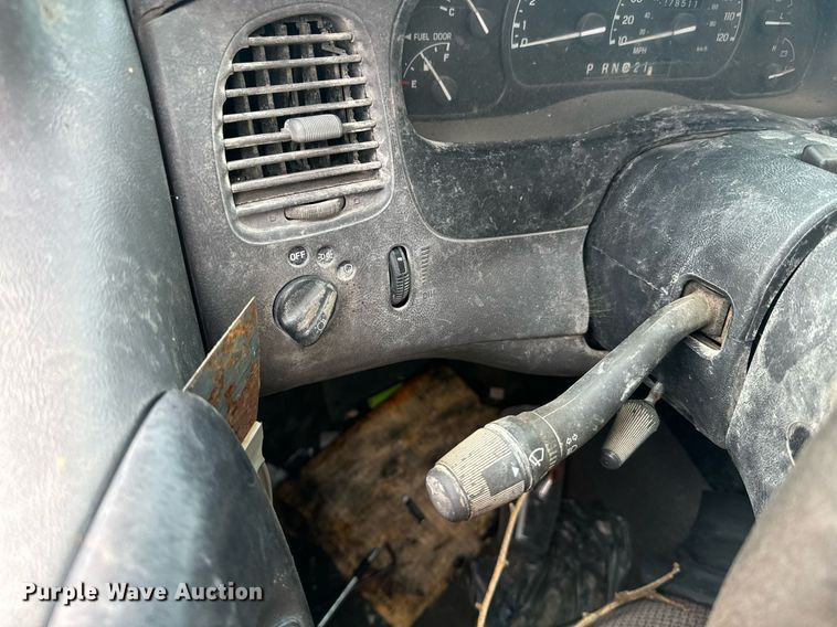 image for item DQ4381 2000 Ford Ranger XLT SuperCab pickup truck