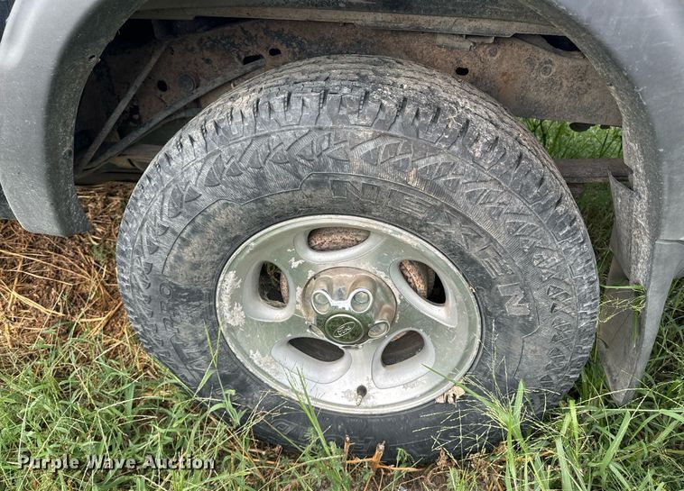 image for item DQ4381 2000 Ford Ranger XLT SuperCab pickup truck