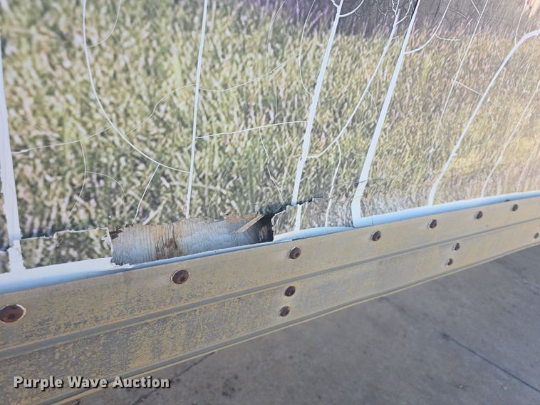 image for item DQ4611 2005 GMC W3500 box truck