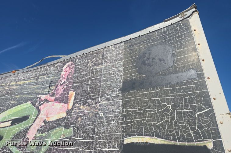 image for item DQ4611 2005 GMC W3500 box truck