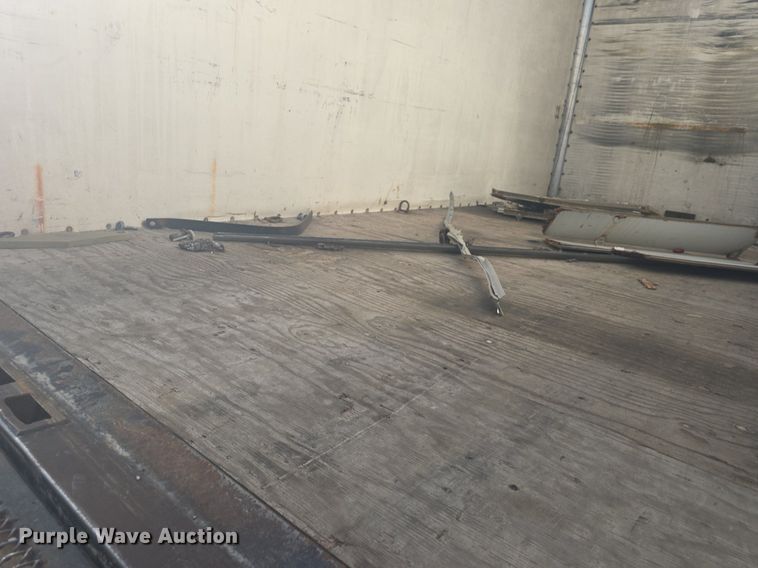 image for item DQ4611 2005 GMC W3500 box truck