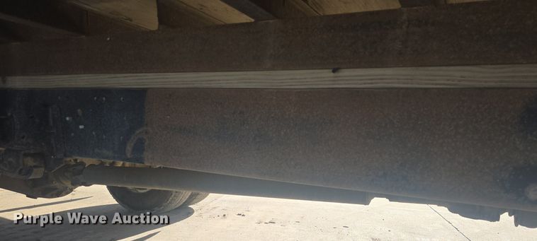 image for item DQ4611 2005 GMC W3500 box truck