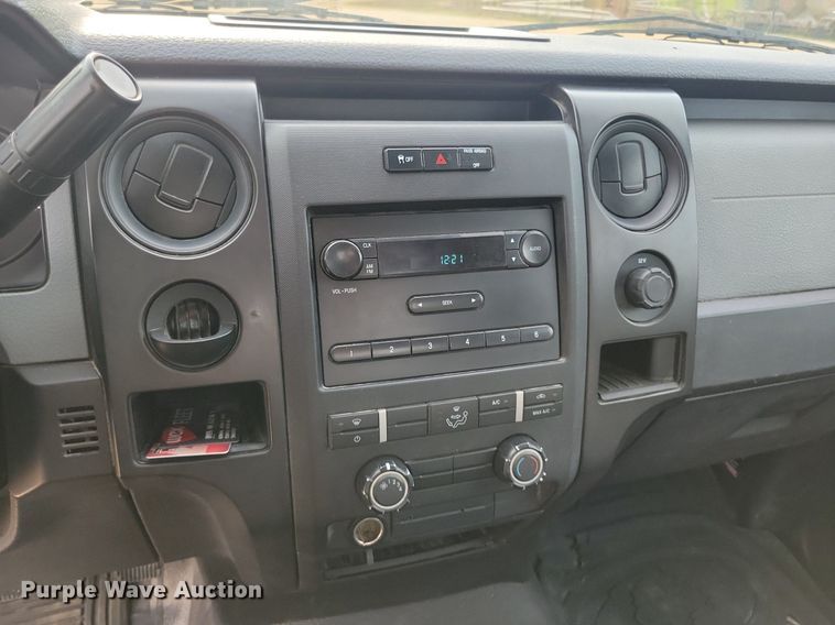 image for item DR4381 2013 Ford F150 XL pickup truck