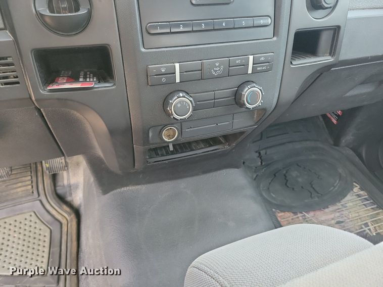 image for item DR4381 2013 Ford F150 XL pickup truck